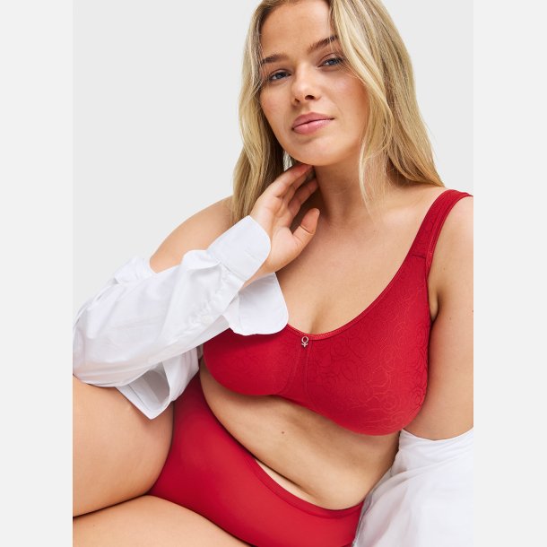 Agnes BH uden b�jle