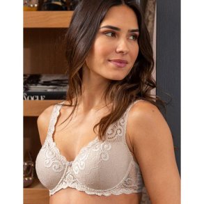 Irene BH med let vattering og b�jler