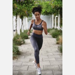 Momentum sports bh fra Anita