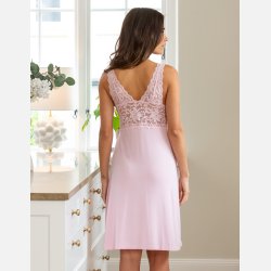 Natkjole med blonder