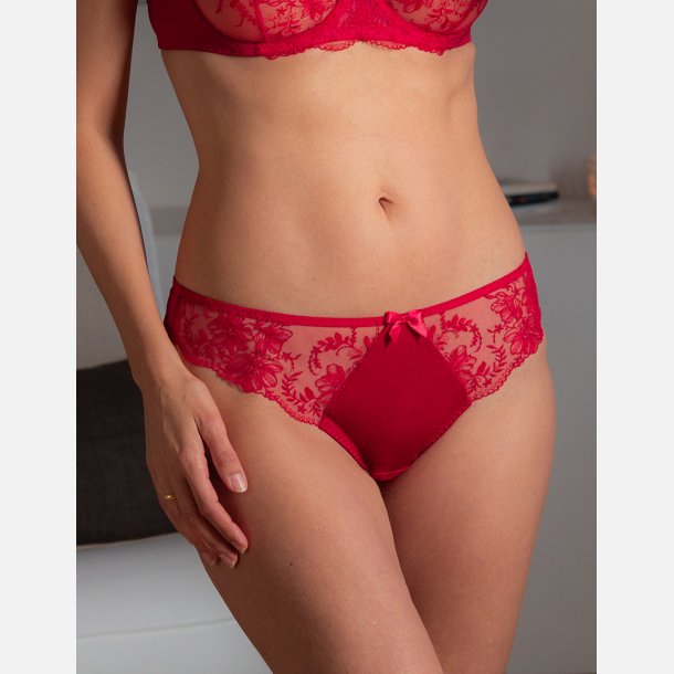 Valentina lace string