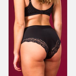 Brazilian Maxi trusse med blonder